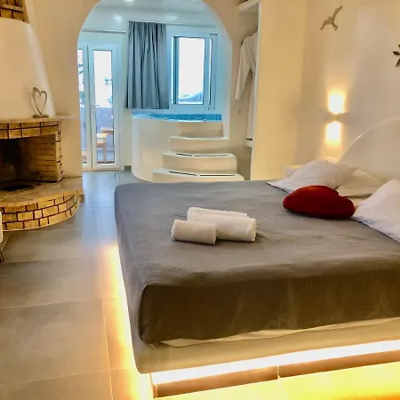 The Muses Of Santorini Private Jacuzzi 公寓