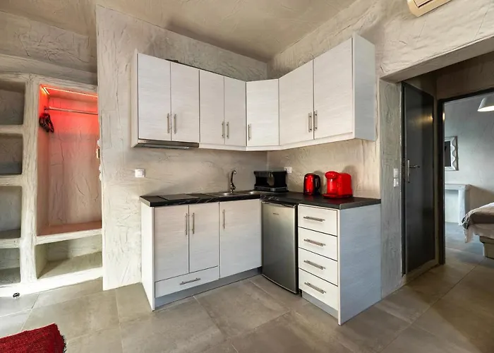 The Muses Of Santorini Private Jacuzzi شقة *