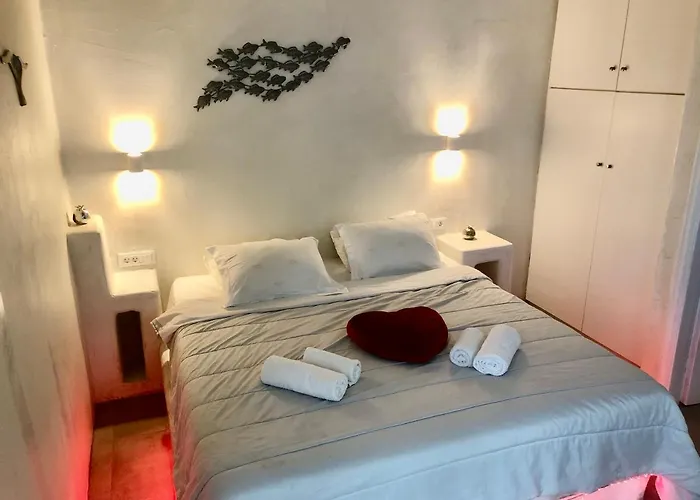 شقة The Muses Of Santorini Private Jacuzzi Vóthon