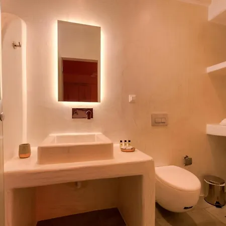 The Muses Of Santorini Private Jacuzzi Apartman *