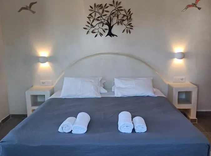 The Muses Of Santorini Private Jacuzzi Апартаменты *