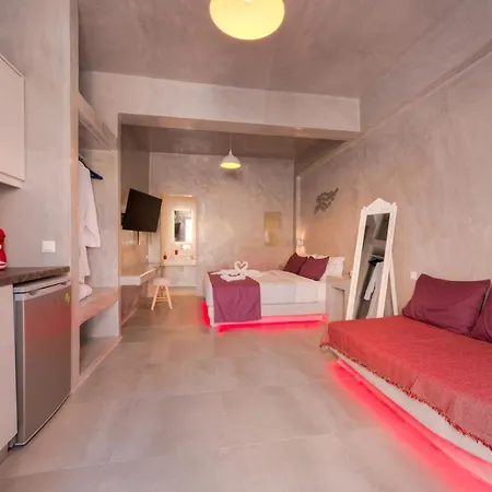 Apartment The Muses Of Santorini Private Jacuzzi *