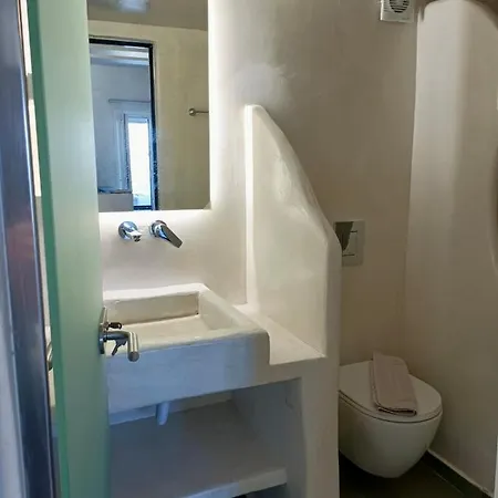 The Muses Of Santorini Private Jacuzzi Apartman Vóthon