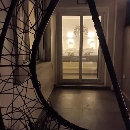 The Muses Of Santorini Private Jacuzzi Apartamento *