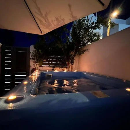 Apartamento The Muses Of Santorini Private Jacuzzi