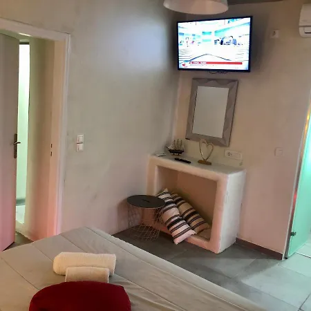 The Muses Of Santorini Private Jacuzzi Apartamento Vóthon