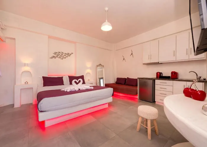 Apartment The Muses Of Santorini Private Jacuzzi