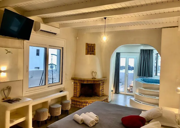 The Muses Of Santorini Private Jacuzzi Apartman