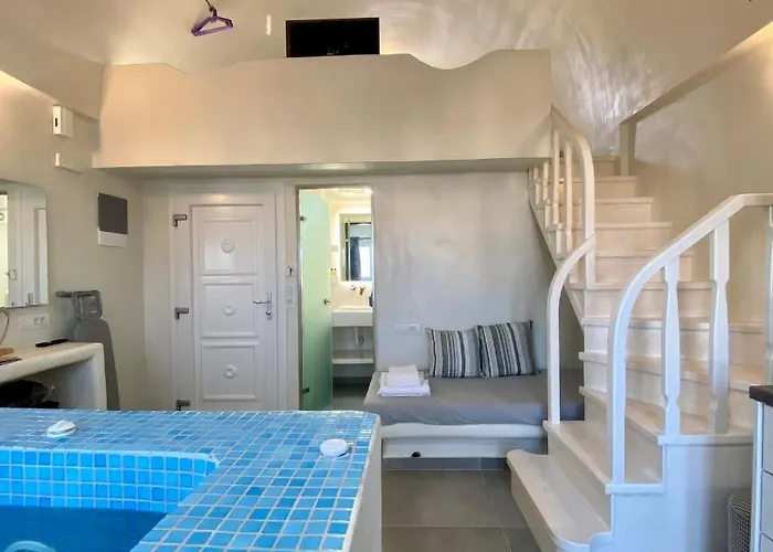 The Muses Of Santorini Private Jacuzzi Vothon