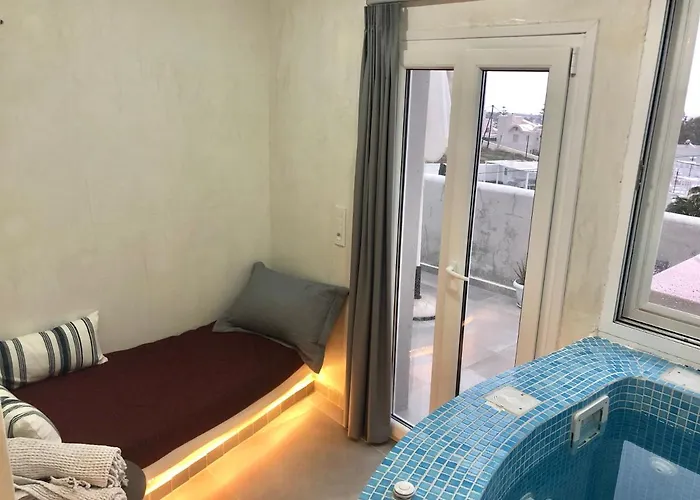 The Muses Of Santorini Private Jacuzzi Apartment