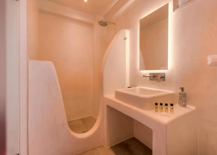 Apartment The Muses Of Santorini Private Jacuzzi Vothon