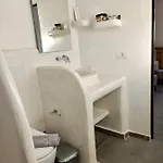 The Muses Of Santorini Private Jacuzzi *