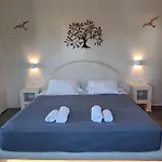 The Muses Of Santorini Private Jacuzzi Apartamento *
