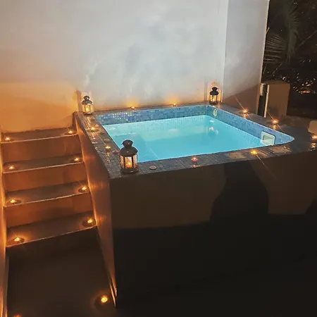 The Muses Of Santorini Private Jacuzzi *