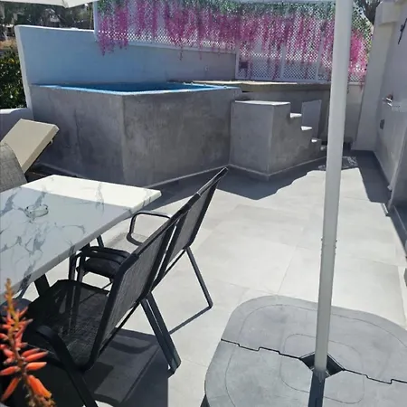 The Muses Of Santorini Private Jacuzzi Appartement Vóthon